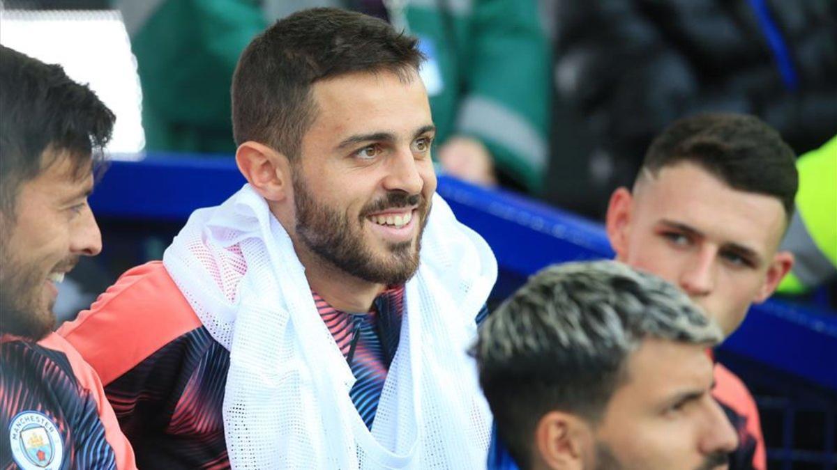 Bernardo Silva, en el banquillo del Etihad Stadium