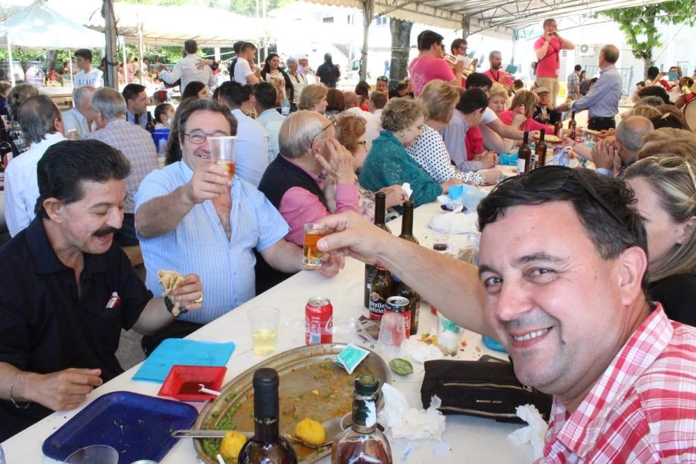 La XVIII edición de la fiesta gastronómica coincide con la celebración del Concurso-Exposición de Espantallos na Ruta do Río Barbeira.