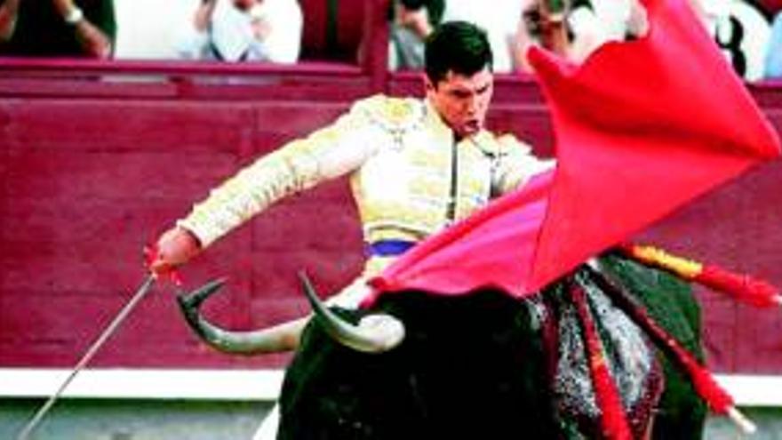 Perú y Arroyo de la Luz, nuevos destinos del torero cacereño Jairo