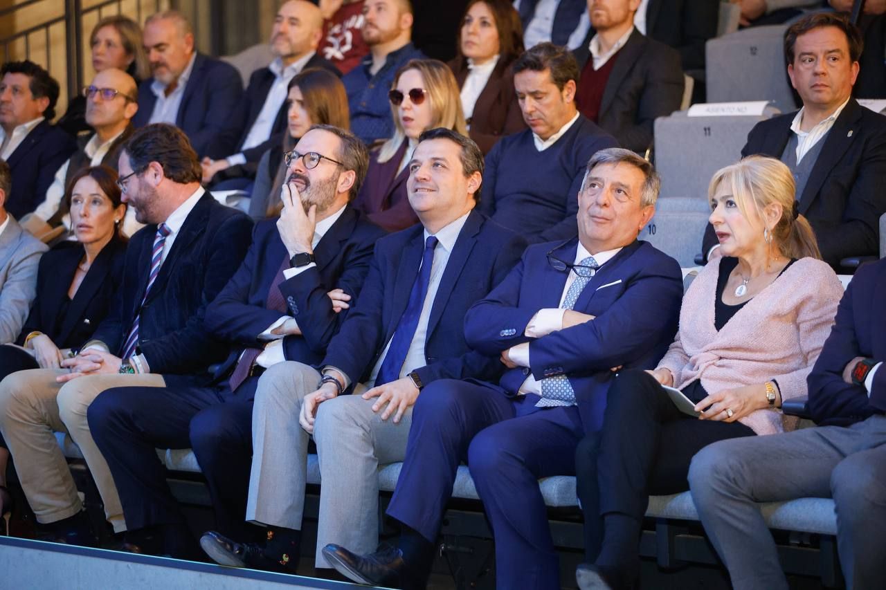 La presentación del centenario de la Ruta del Sol Vuelta Ciclista a Andalucía, en imágenes