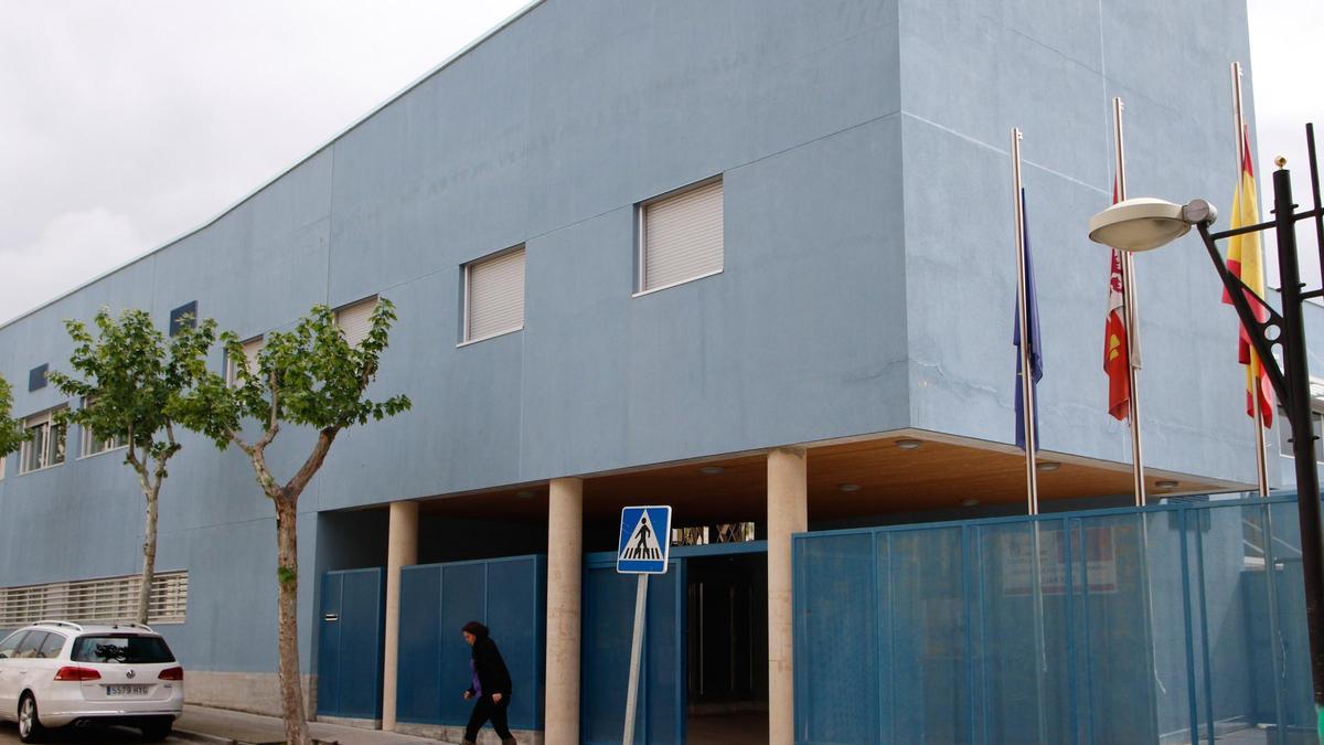 El colegio Juan XXIII acumula tres aulas en cuarentena