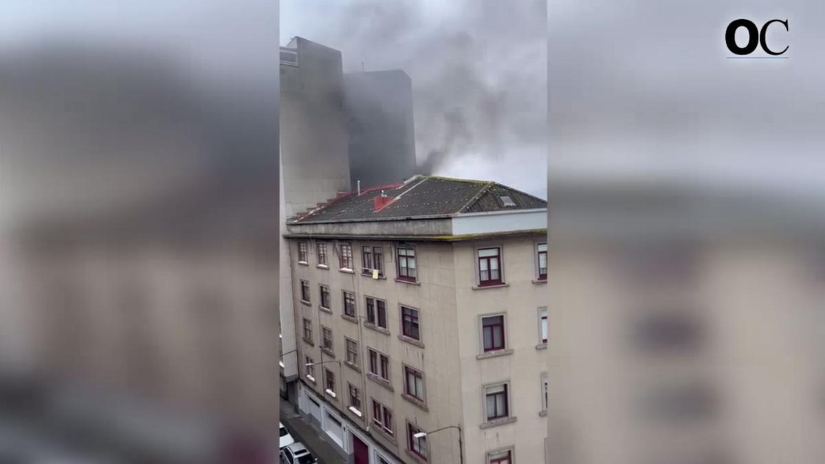 Incendio en un edificio de la calle Mauricio Farto Parra, en Monte Alto