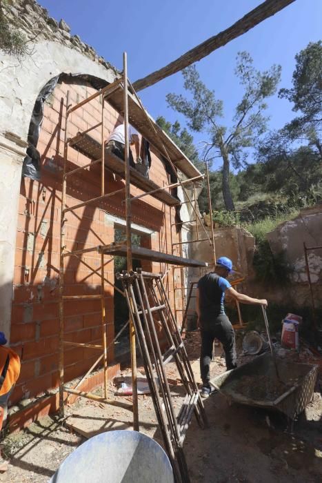 Obras de consolidación de los restos de la ermita de Sant Antoni de Xàtiva