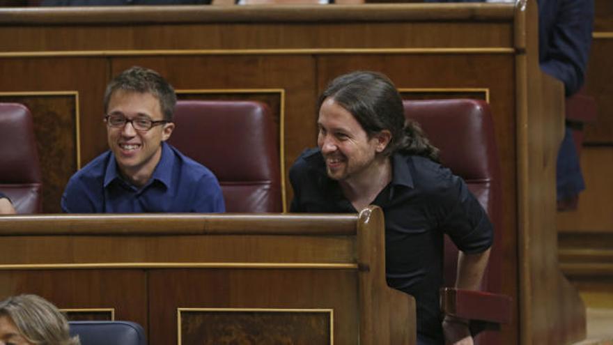 Iglesias amenaza con irse si su proyecto no gana