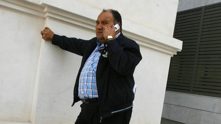 La Fiscalía pide inhabilitar 9 años al alcalde de Benferri por prevaricación