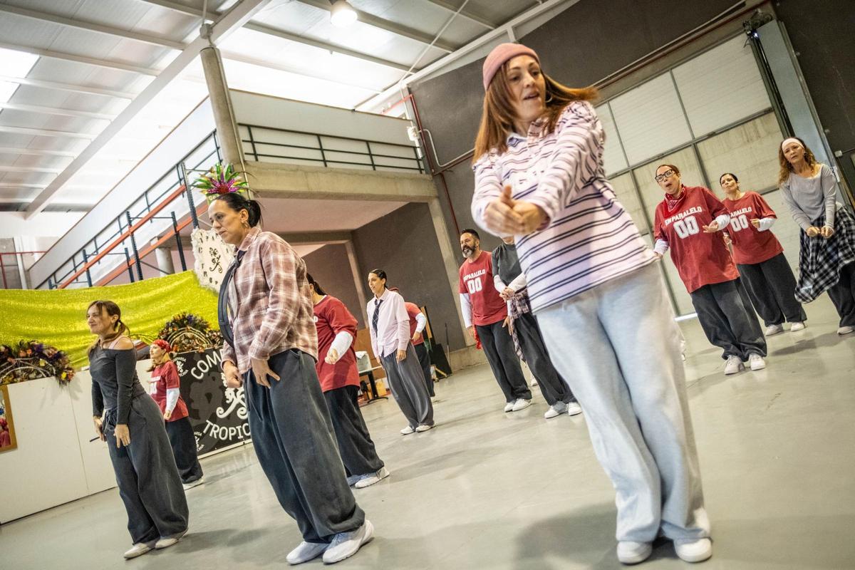 Grupo de danza urbana de mayores