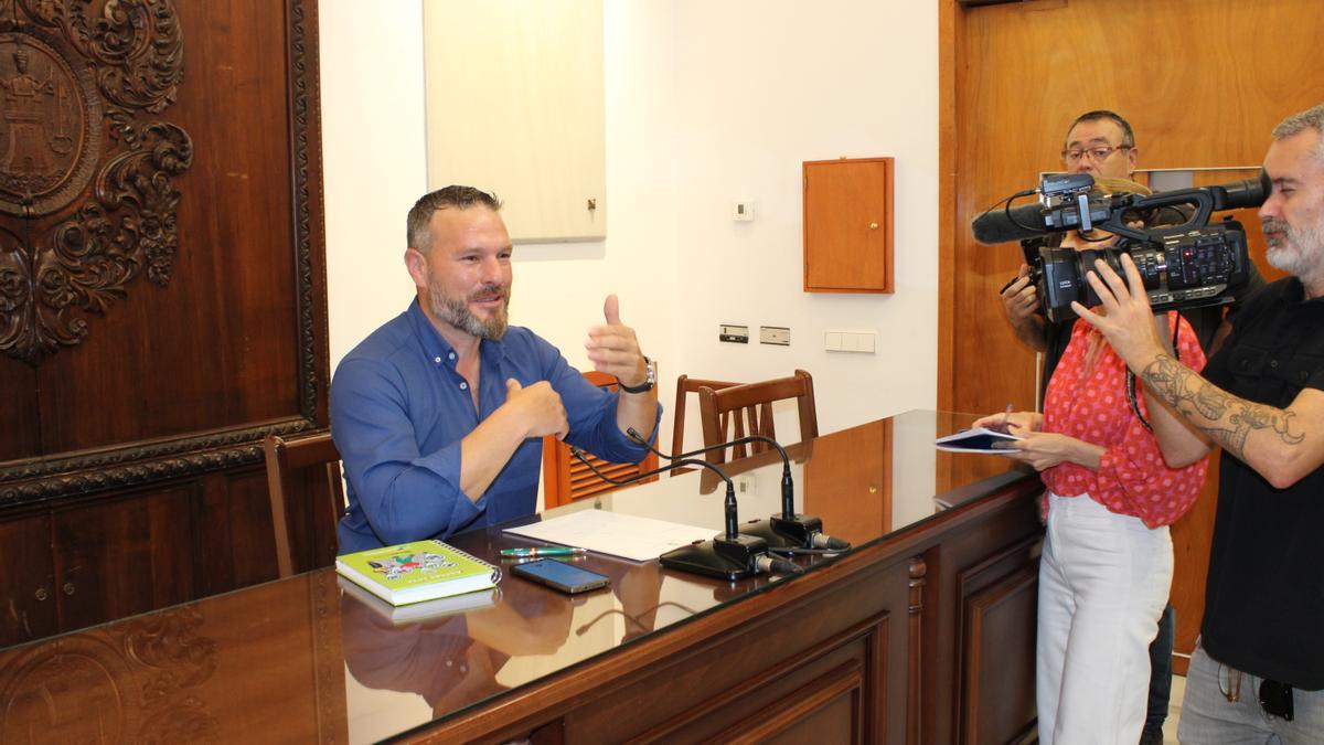 El edil de Vox, José Martínez, durante su comparecencia, este viernes.