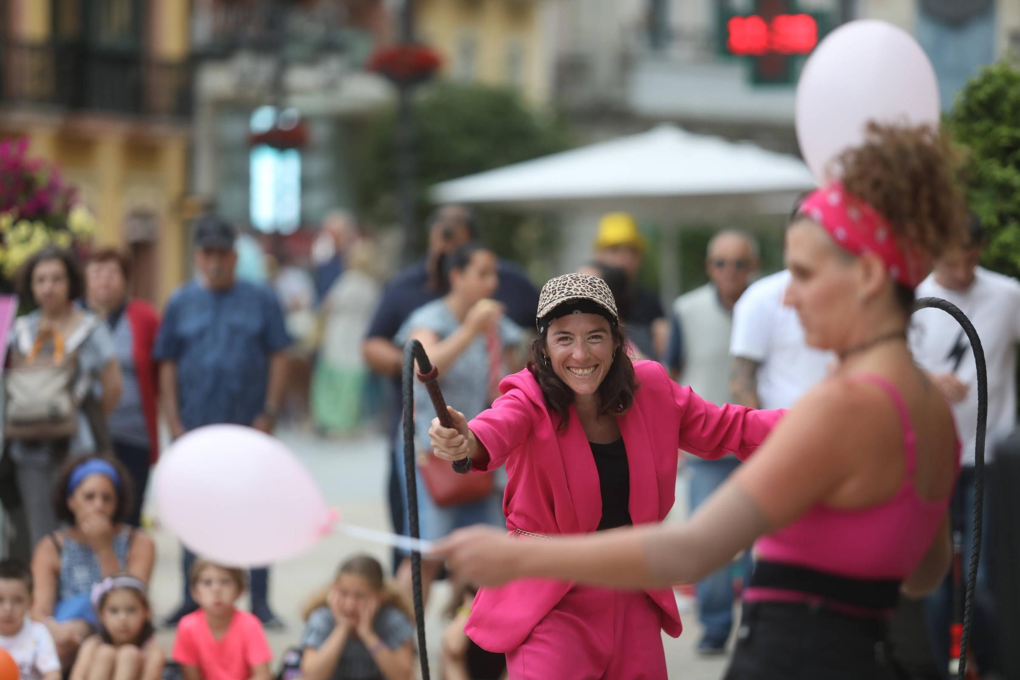 EN IMÁGENES: El comienzo del festival "AstuRisas"