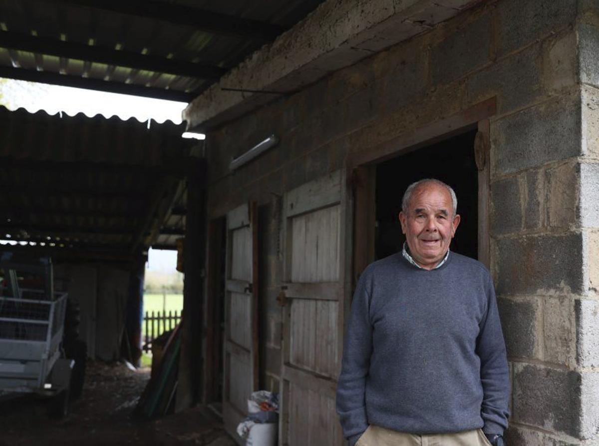 Los vecinos de La Belga, "a tope" con la ciudad deportiva del Oviedo