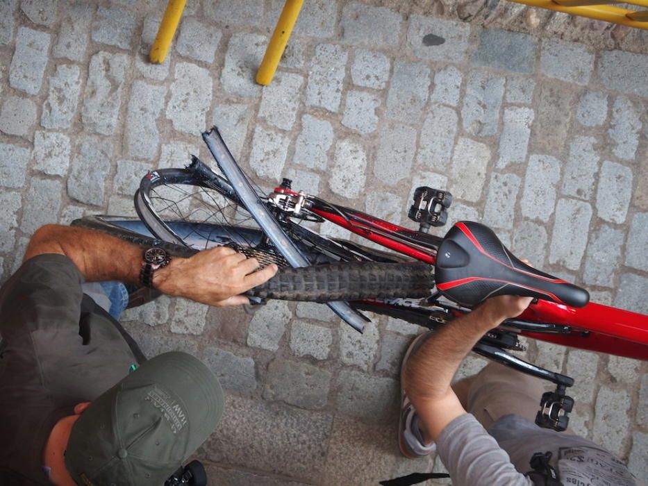 Un moment de l''Urban Downhill Show a la Pujada Sant Domènec