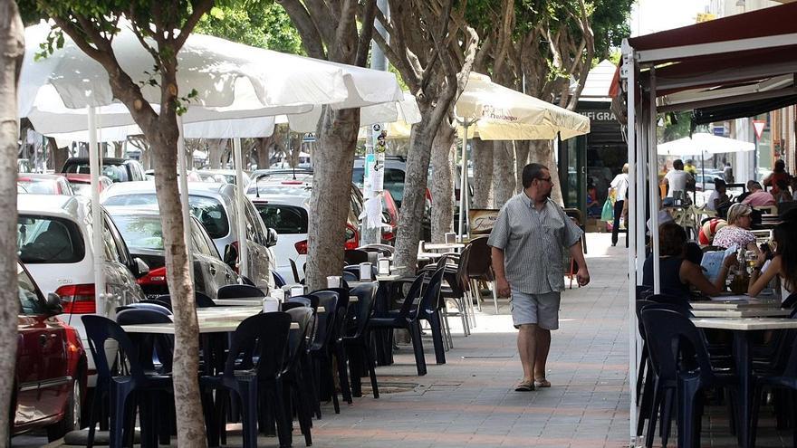 El PSOE critica la celebración “de un festival de cerveza con música hasta la madrugada” en El Romeral