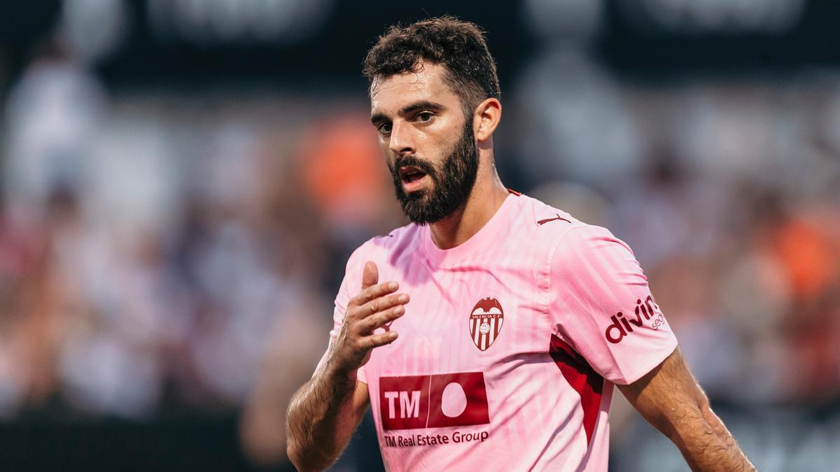 Parte médico del Valencia CF sobre la lesión de Luis Rioja