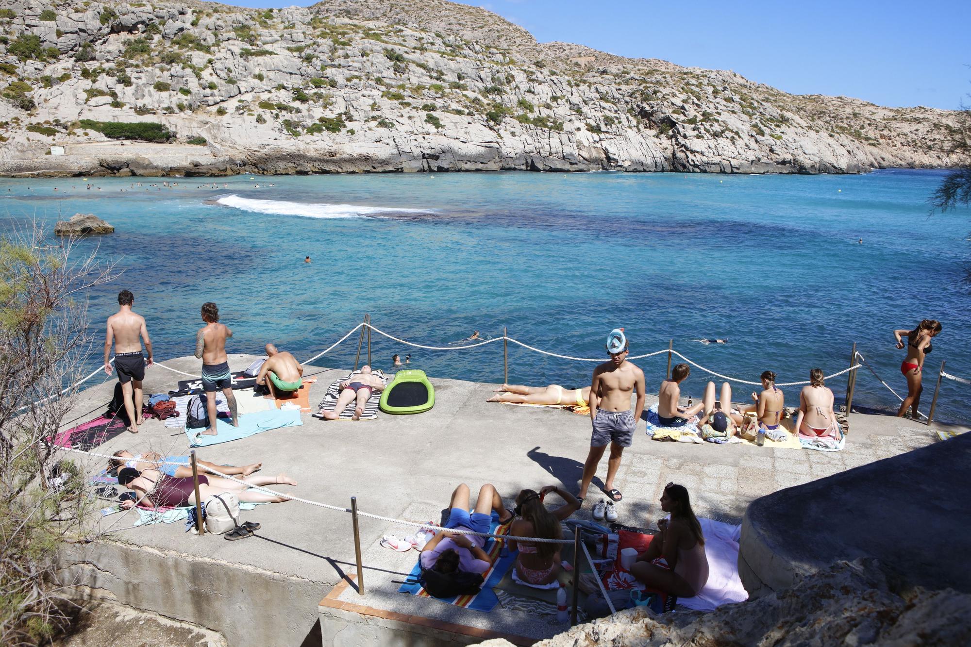 Ruhige Bucht mit dezentem Zuwachs: Ein Besuch in Cala Sant Vicenç