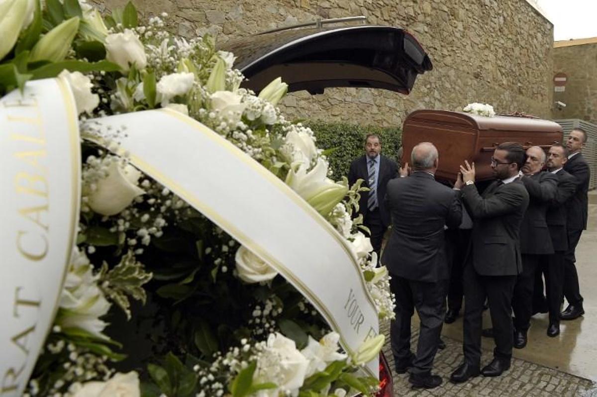 Familiares y amigos despiden a Montserrat Caballé