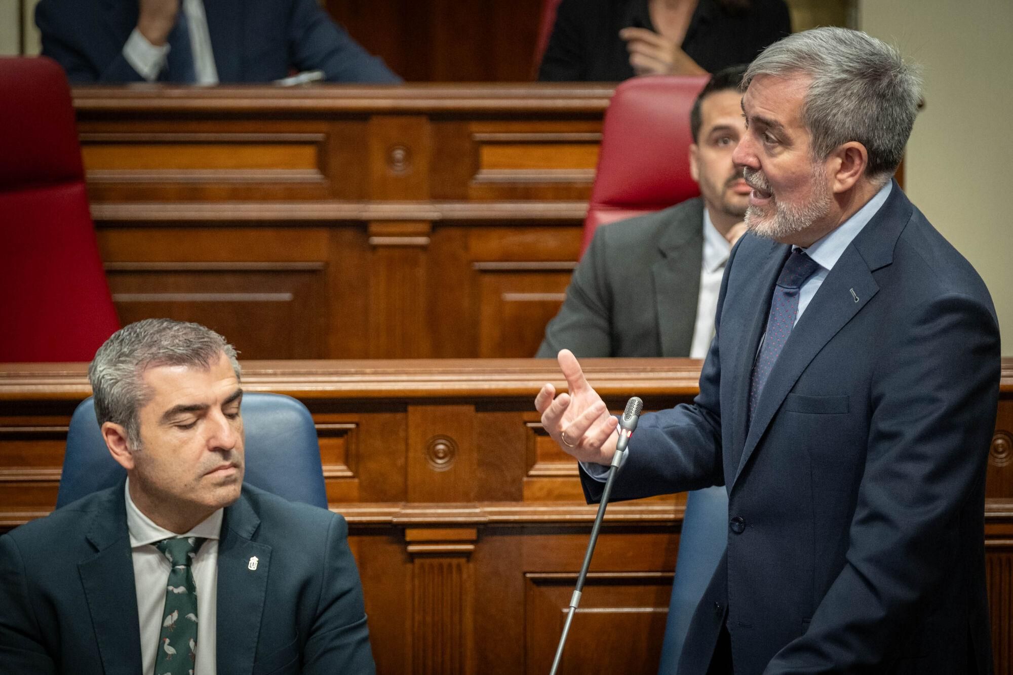 Pleno del Parlamento de Canarias.