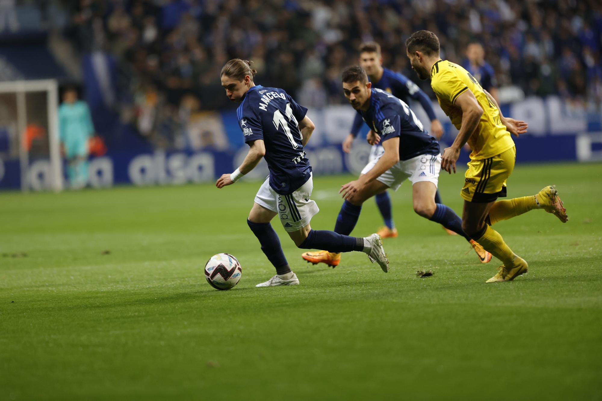 EN IMÁGENES: El Oviedo gana en casa por 1-0 frente al Mirandés