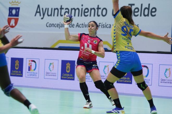 Primer partido de la final de la EHF European Cup entre el Rocasa y el Balonmano Costa del Sol