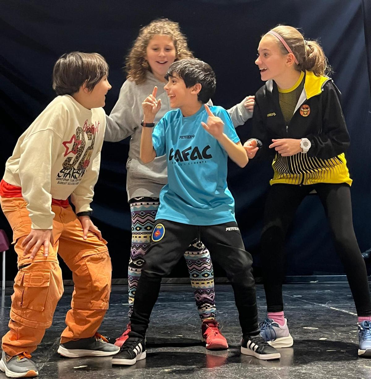 Els infants tenen el seu paper a l'obra