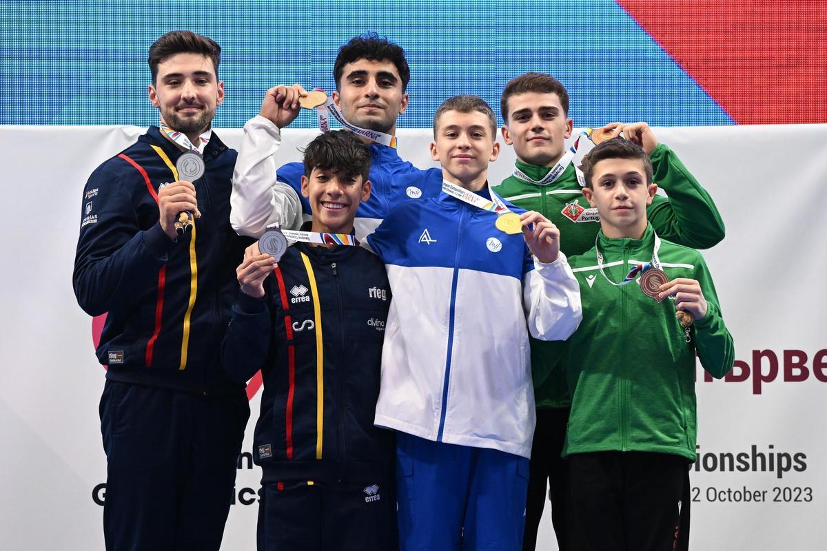 José Moreno y Daniel Molina se colgaron la medalla de plata en el Campeonato de Europa de gimnasia acrobática.