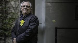 Joan Lluis Bozzo, en el patio de la Casa del Llibre de Barcelona