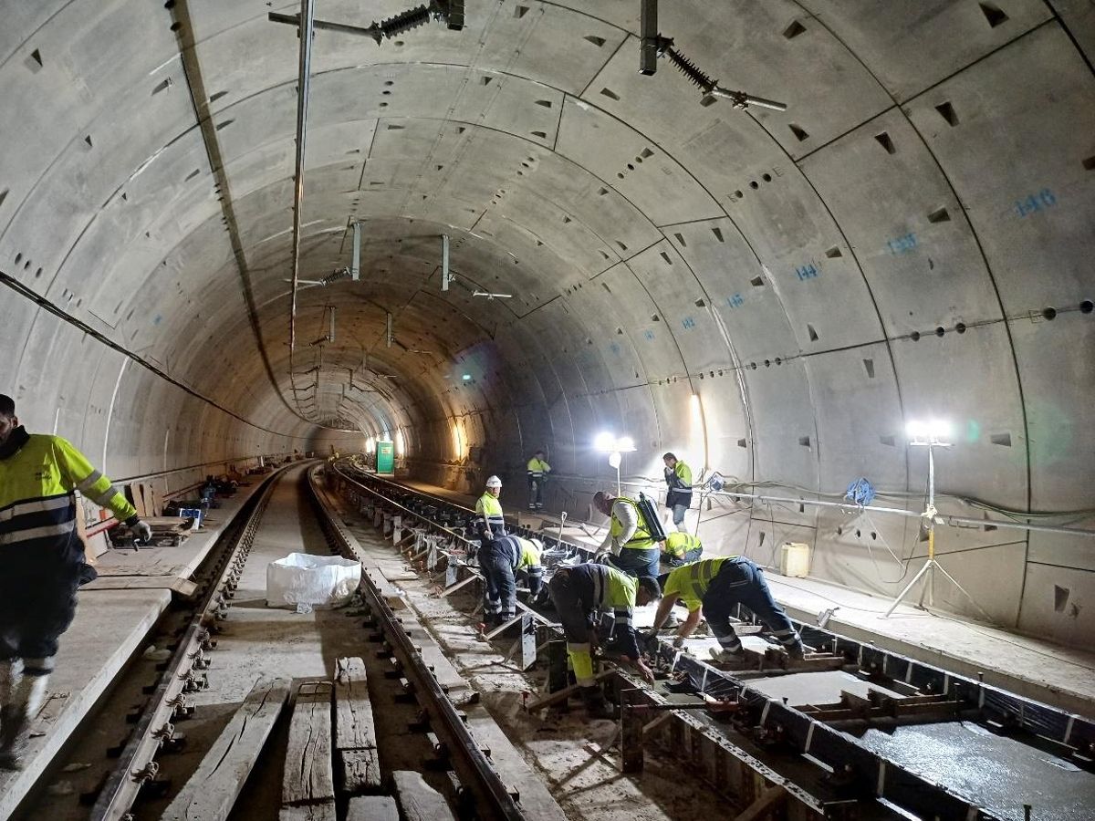 El Ministerio de Transportes ejecuta el acceso ferroviario a la T1 del aeropuerto de Barcelona-El Prat