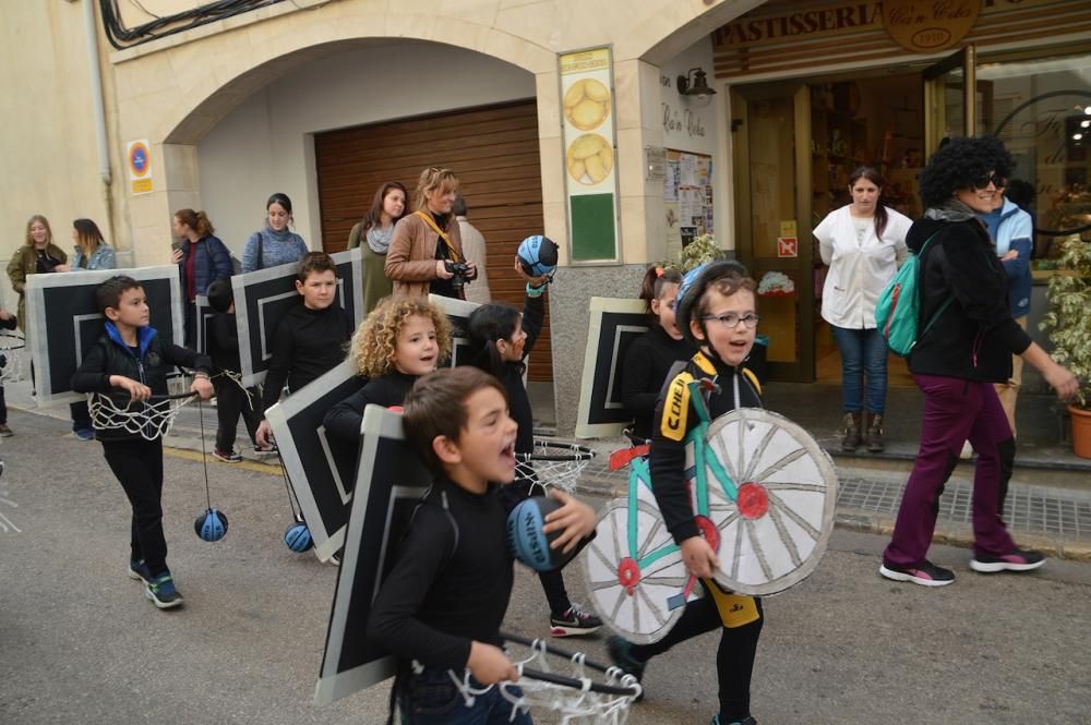 Los colegios celebran las Ruetes de Carnaval