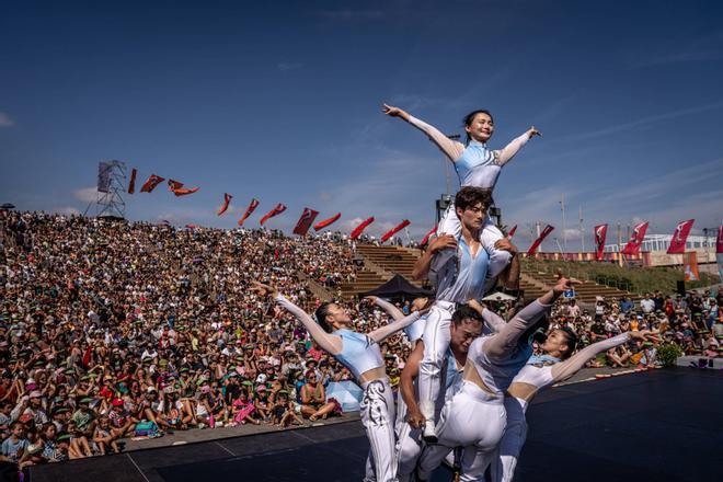 Las familias toman La Mercè este sábado entre circo, acrobacias y espectáculos internacionales