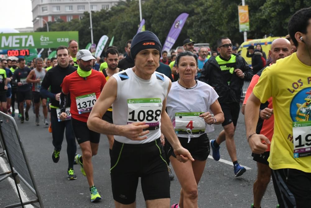 Búscate en la galería del medio maratón Coruña21