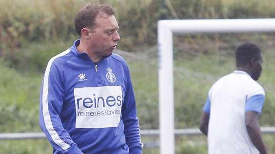 Juanma Castañón, ayer, durante el entrenamiento en Tabiella.