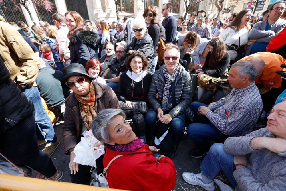 Búscate en la mascletà del 18 de marzo