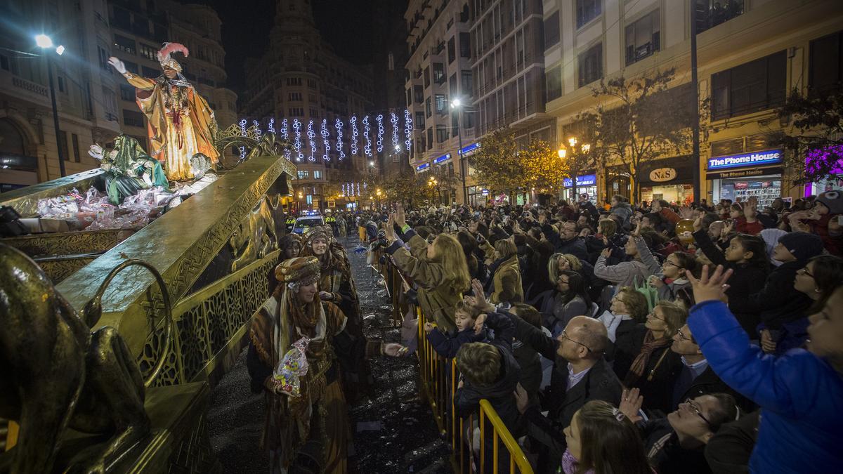 Cabalgata de Reyes (con sillas) de 2015 en València