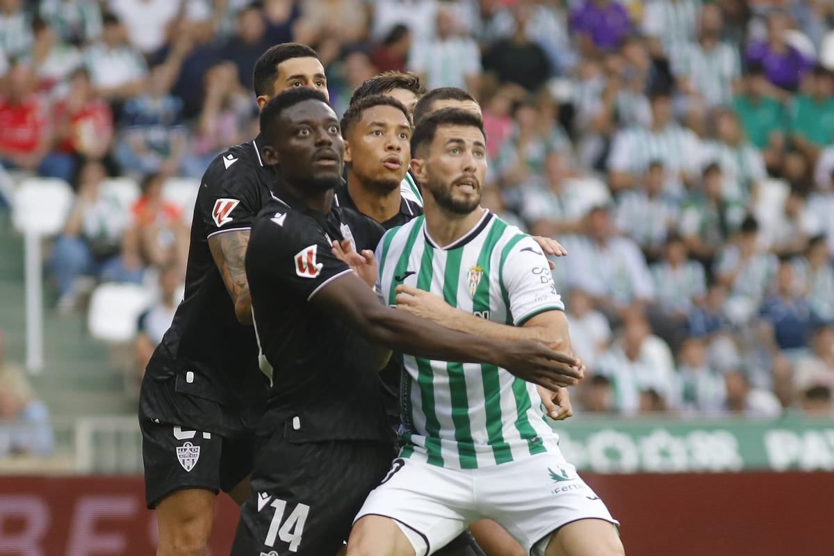Córdoba CF-Almería | Las imágenes del partido de LaLiga Hypermotion