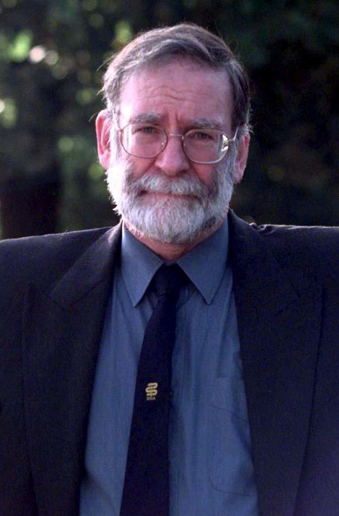 Harold Shipman, el doctor muerte fue un médico británico, acusado de matar a más de 200 de sus pacientes, corroborado solamente en 15 de ellos en primera instancia y más tarde elevado a 218