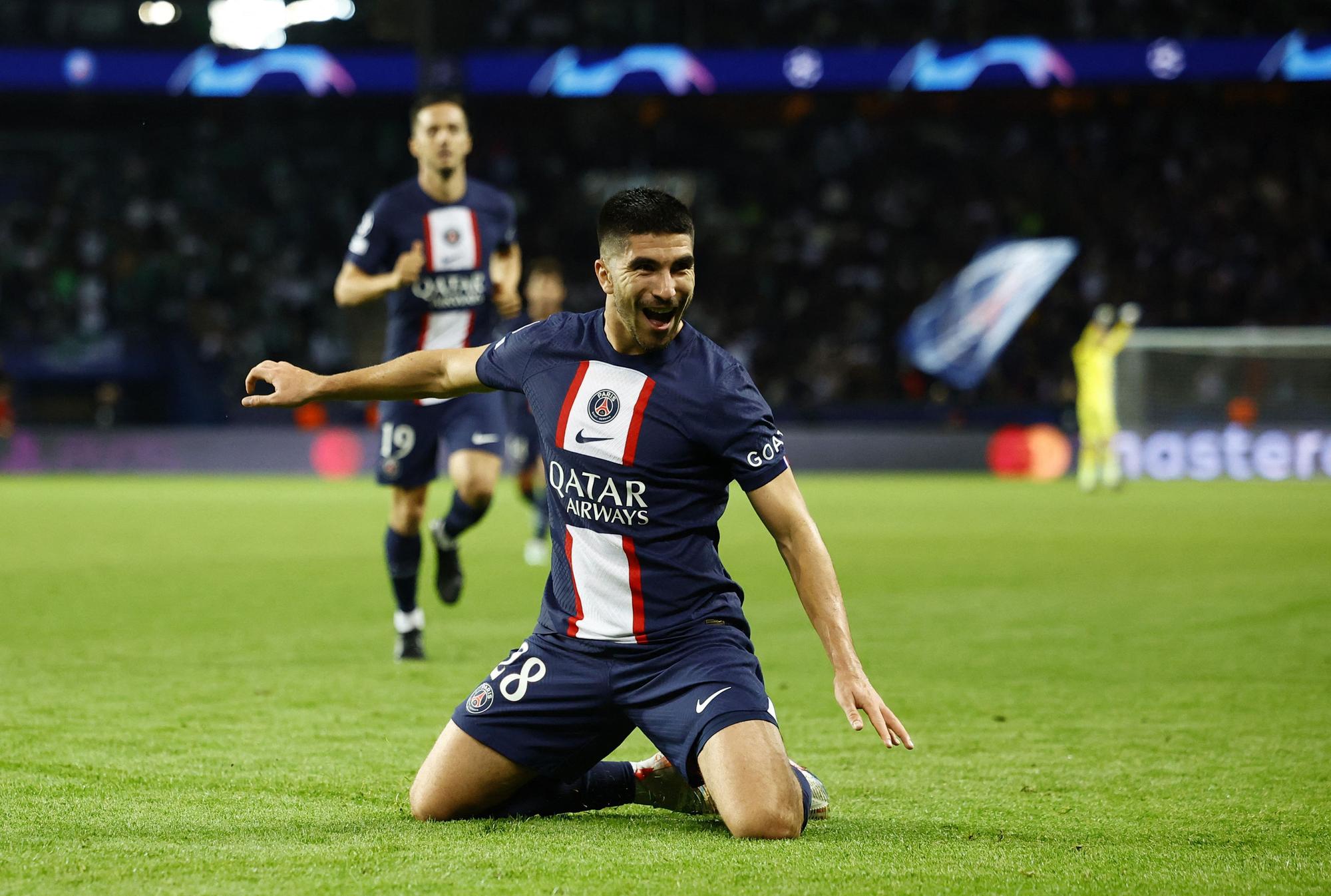 Así ha sido la celebración de Carlos Soler tras su golazo Champions con el PSG