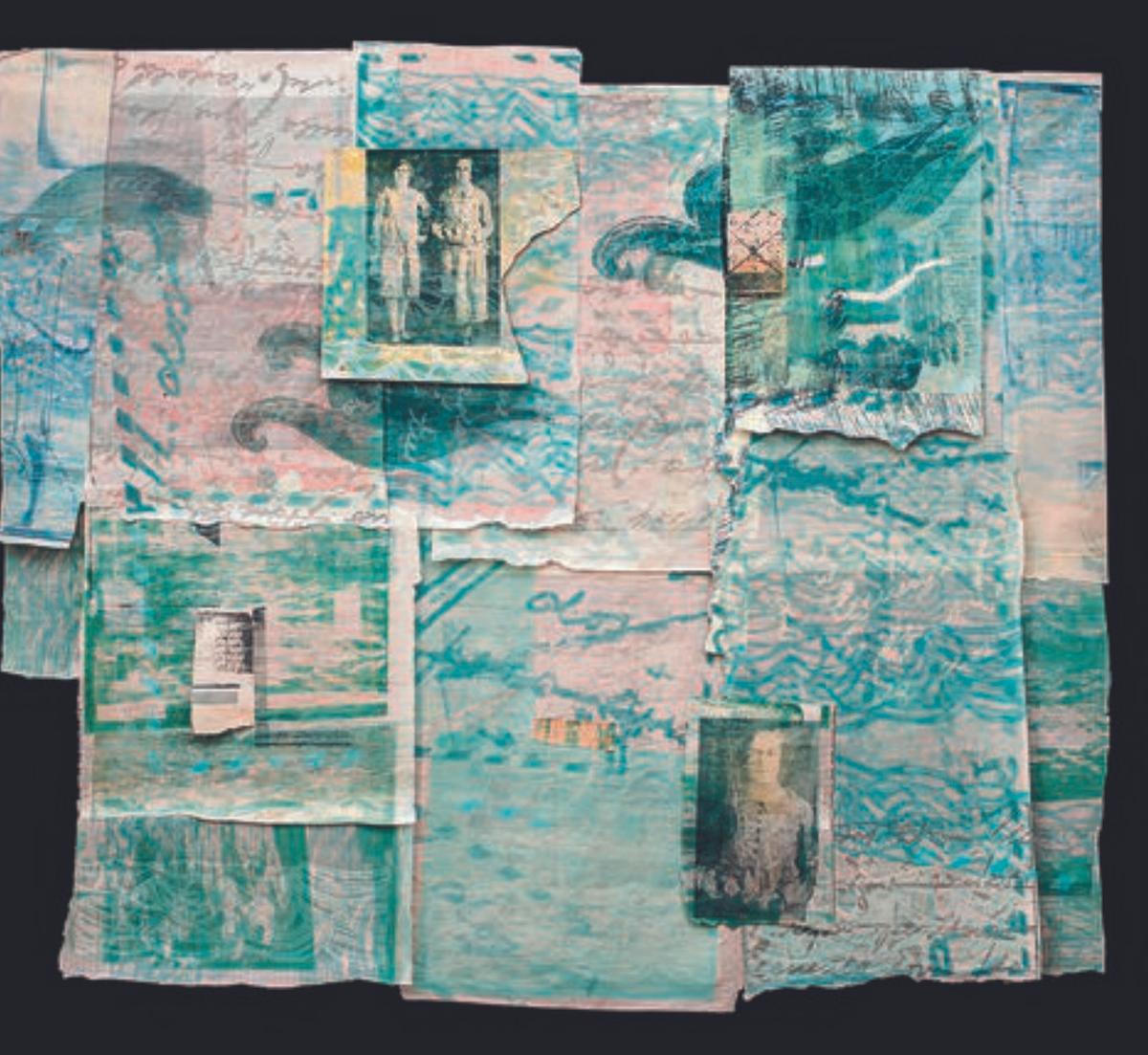 Na imaxe grande: instalación Cartas do mar.  Á esquerda, Libro  de sobres.  Á dereita,Carta  de auga (litografía). |  FOTOS: NÉSTOR GOYANES