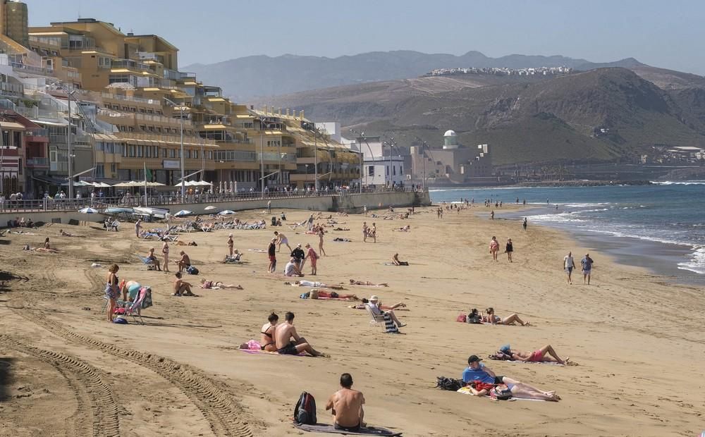 Coronavirus en Canarias | Restaurantes italianos en Playa Chica, en Las Canteras.