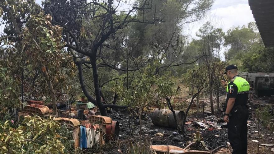 La rápida intervención frena un incendio forestal en Sagunt