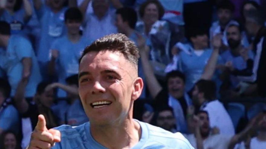 Aspas celebra uno de sus goles a Las Palmas en Balaídos. |  
// ALBA VILLAR