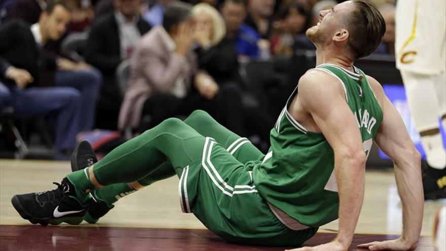 La NBA arranca con una lesión brutal de Hayward, de Boston