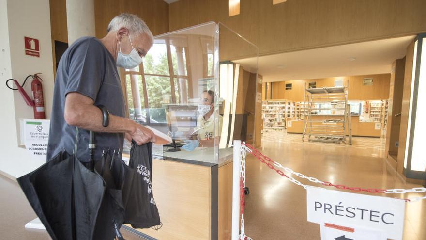 La Biblioteca del Casino rep una setantena de peticions de préstec en la reobertura