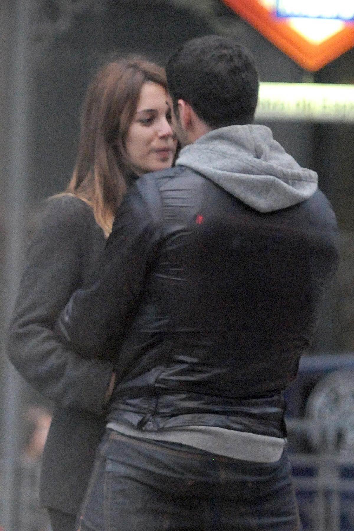 La nueva pareja paseando por las calles de Madrid