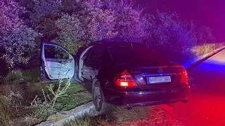 Una persecución a 180 km/h acaba en accidente en Vila-real y con los fugitivos huidos