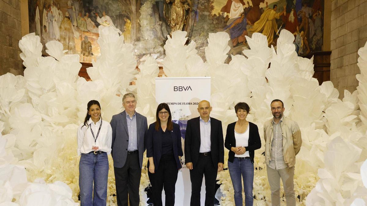 Les imatges de la instal·lació del BBVA a l'església de Sant Martí de Girona per Temps de Flors