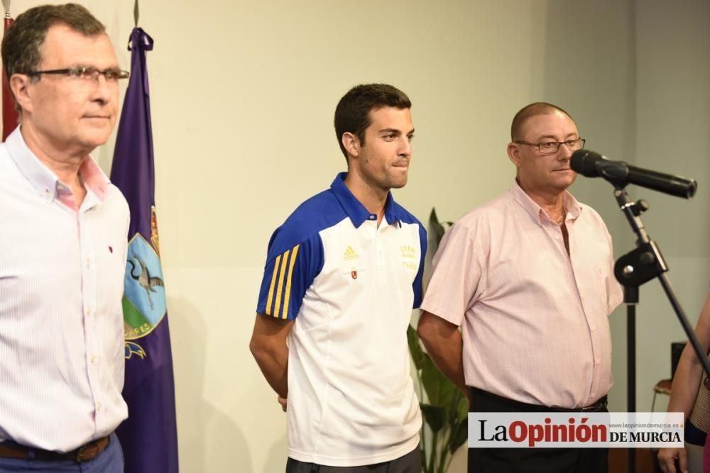 Recibimiento de Miguel Ángel López en Llano de Brujas a su vuelta de Río