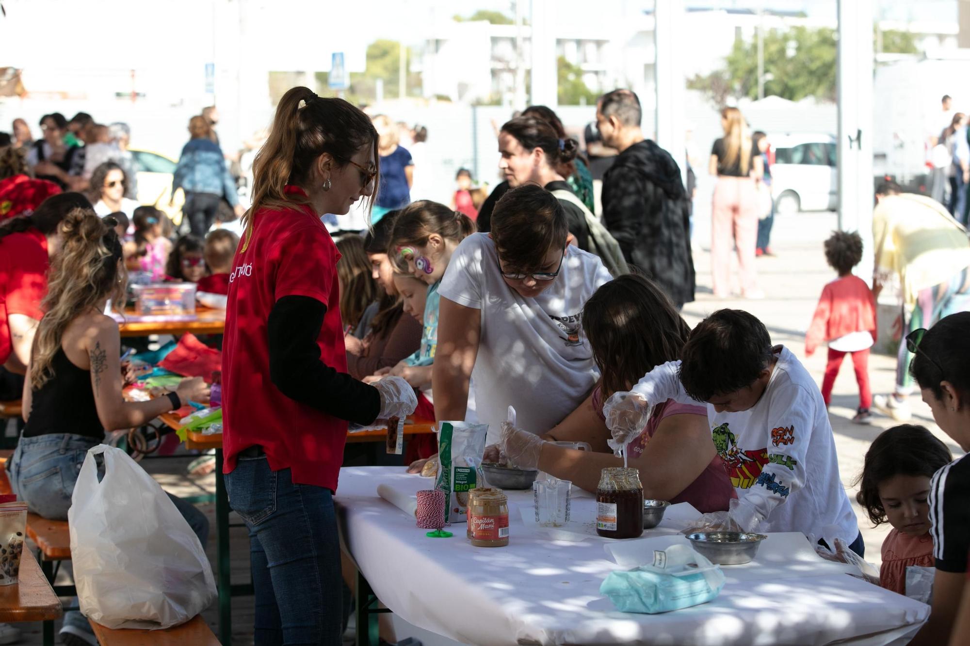 Mira aquí las imágenes de las actividades por el Día Mundial de la Infancia en Santa Eulària