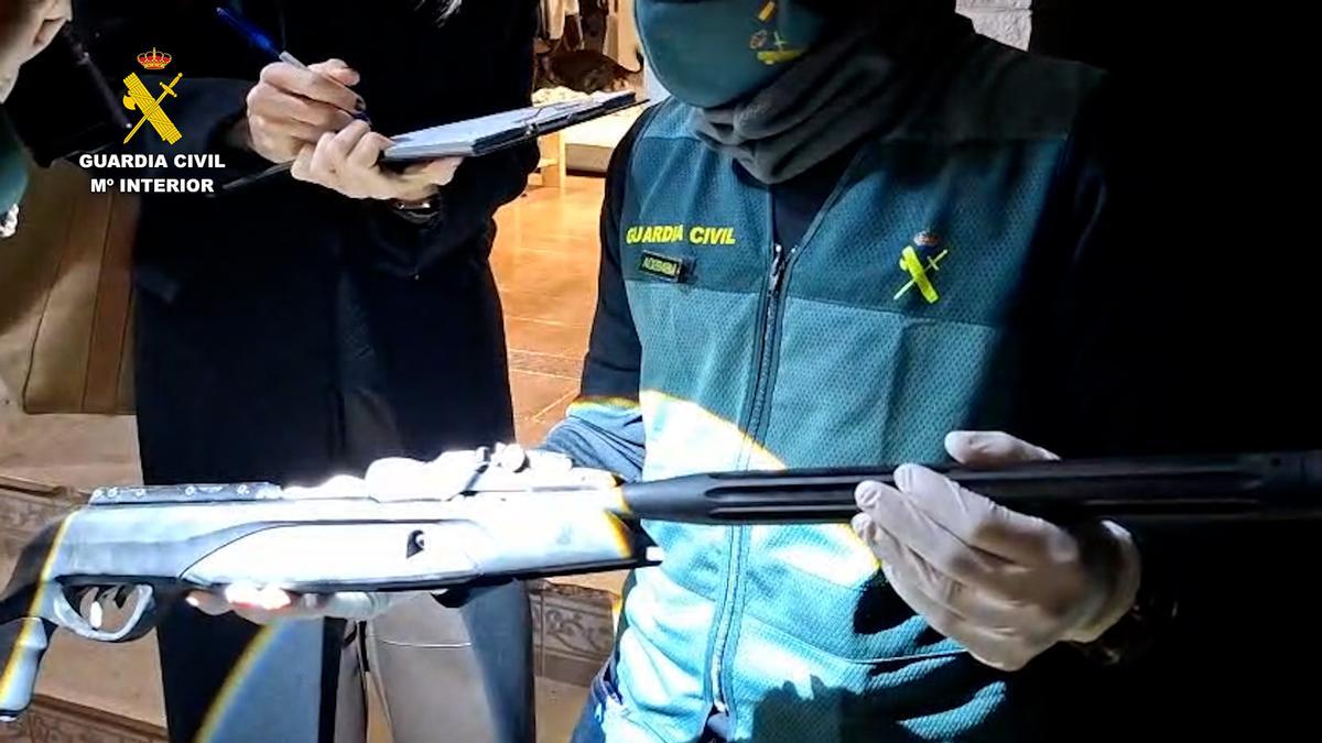 Arma intervenida en la Operación Garrama.