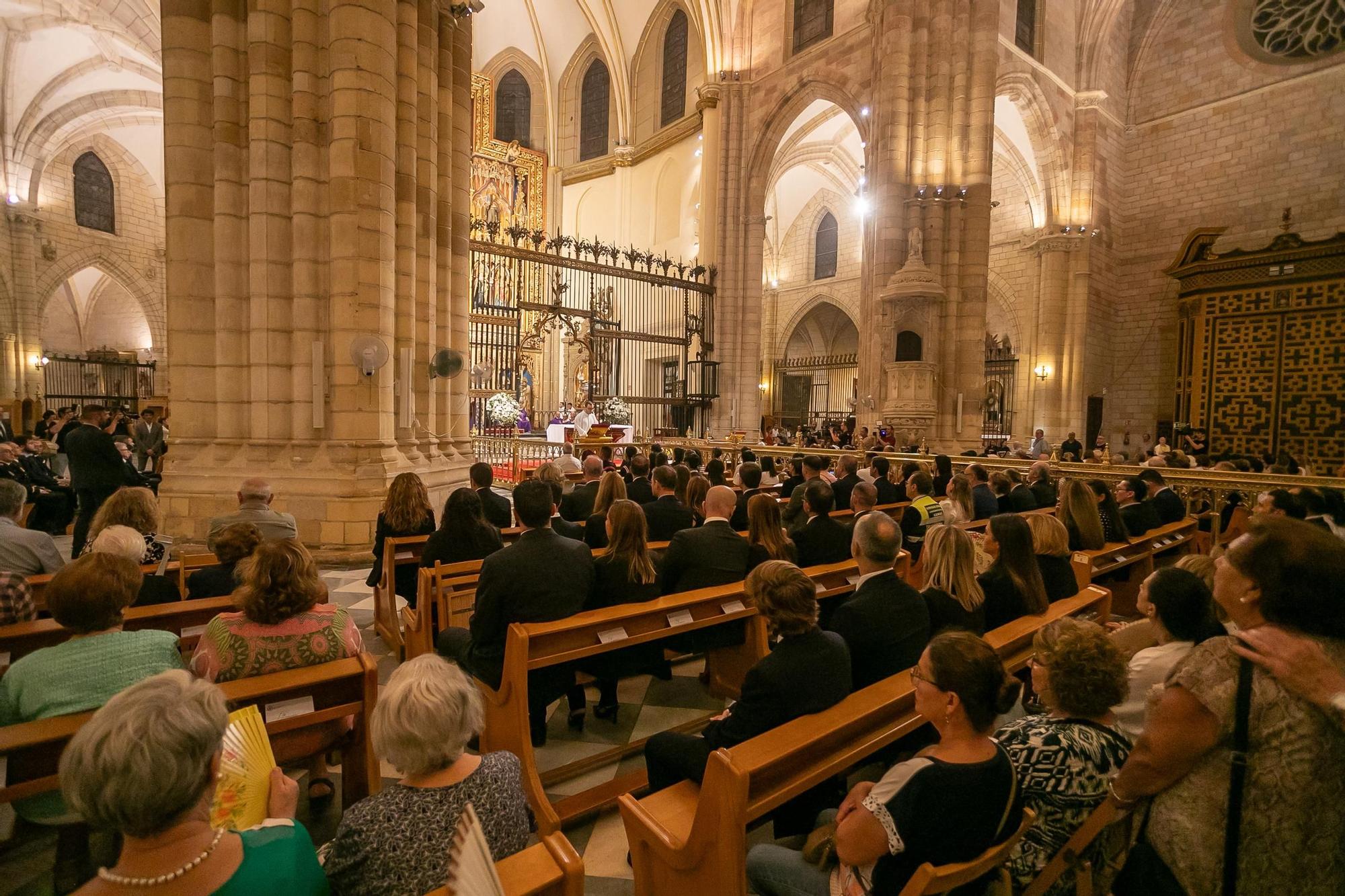 Funeral la Catedral de Murcia por las trece víctimas del incendio en las discotecas Atalayas