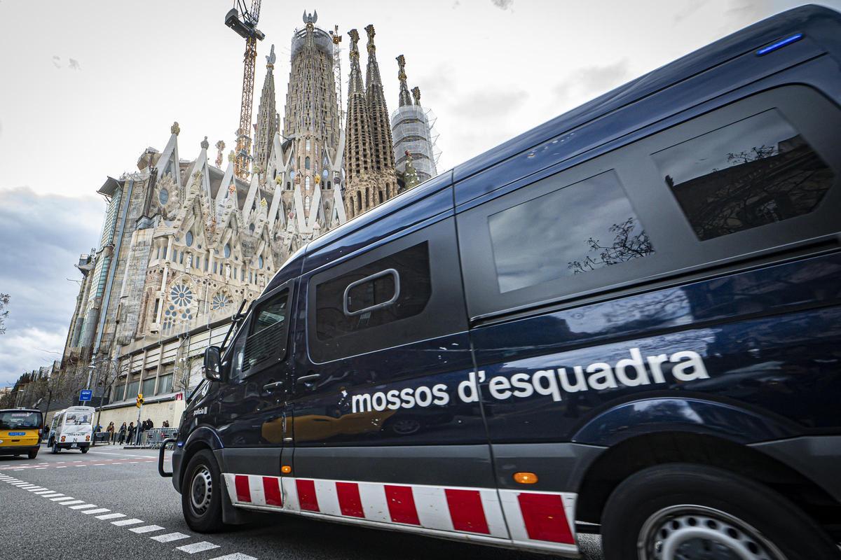 Refuerzan la vigilancia en la Sagrada Família y otros puntos de Barcelona por Semana Santa