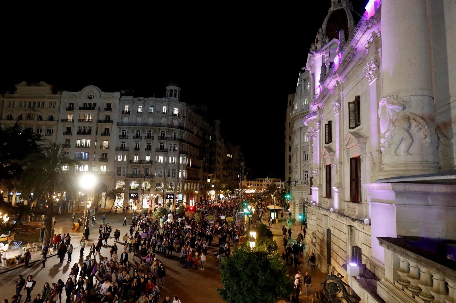 La manifestación de la Coordinadora Feminista de València para celebrar el 8 M