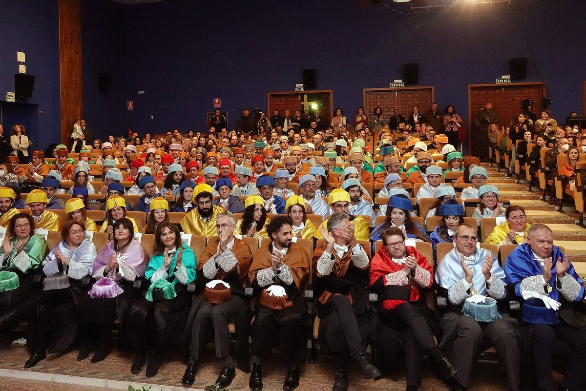 El acto se ha celebrado en el Paraninfo.